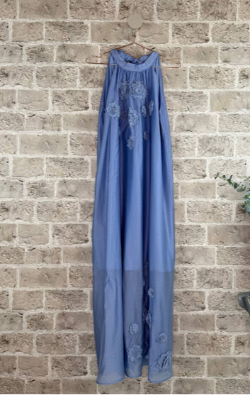 Vackra aftonklänningen Nanati Strl Onesize 36/44 - Bild 3