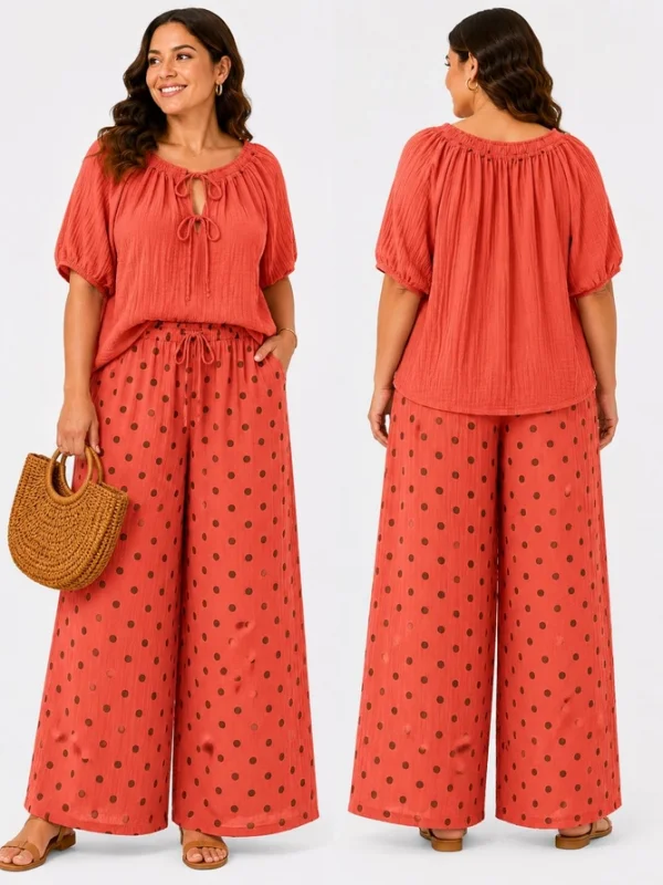 Bohemisk blus i lätt musselin med dubbel smockad halsringning korall o kakhi Plus-size