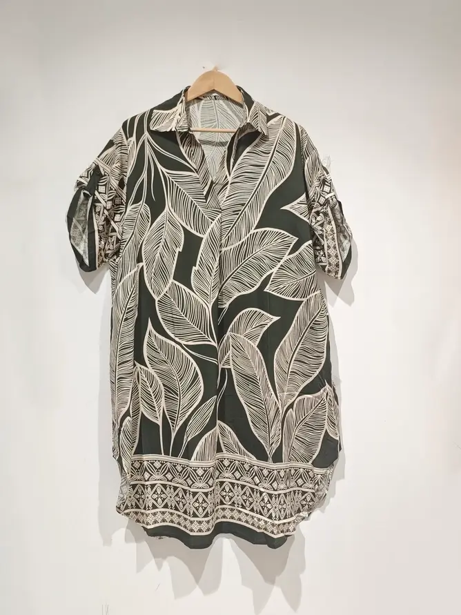 Lång tunika "Naturligt chic" med bladtryck Rymlig onesize Obs: kolla mått - Bild 4