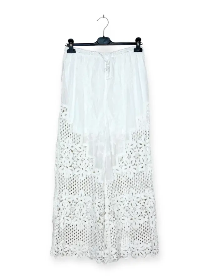 Byxor med virkat mönster och blomsterbroderier Onesize 38-42 färg vit - Bild 3